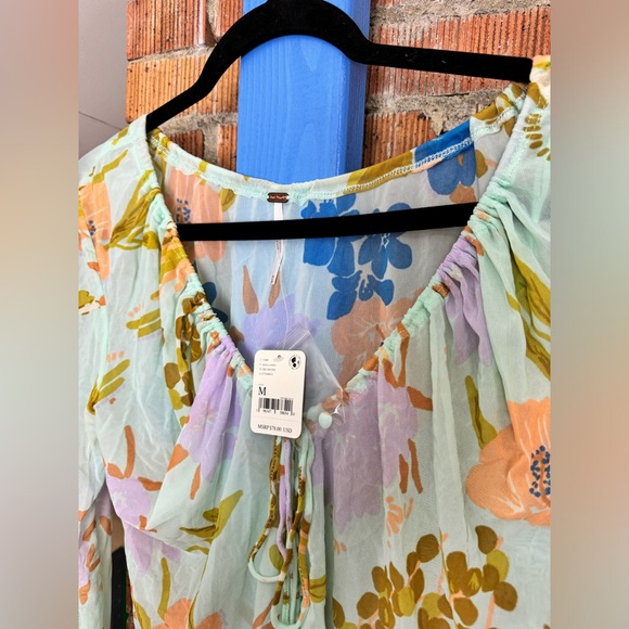 NWOT Free People of Paradise Top - Picture 5 of 6